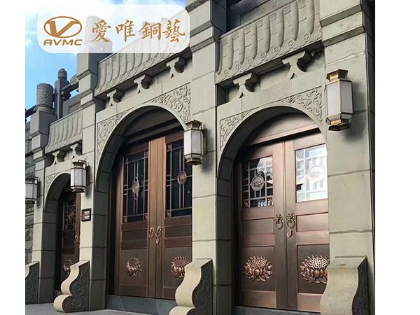 您知道嗎銅門和鑄鋁門的區(qū)別嗎？
